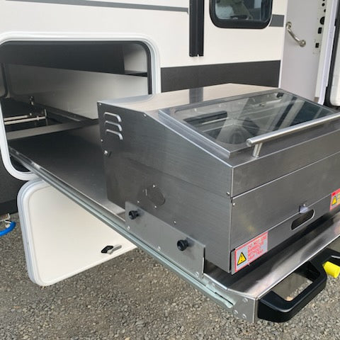 Sizzler Deluxe 2.0 vs Sizzler MAX — which caravan BBQ should you buy?