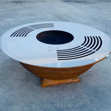 Removable Teppanyaki BBQ Grill Plate | 85 cm & 105 cm on cast iorn cauldron